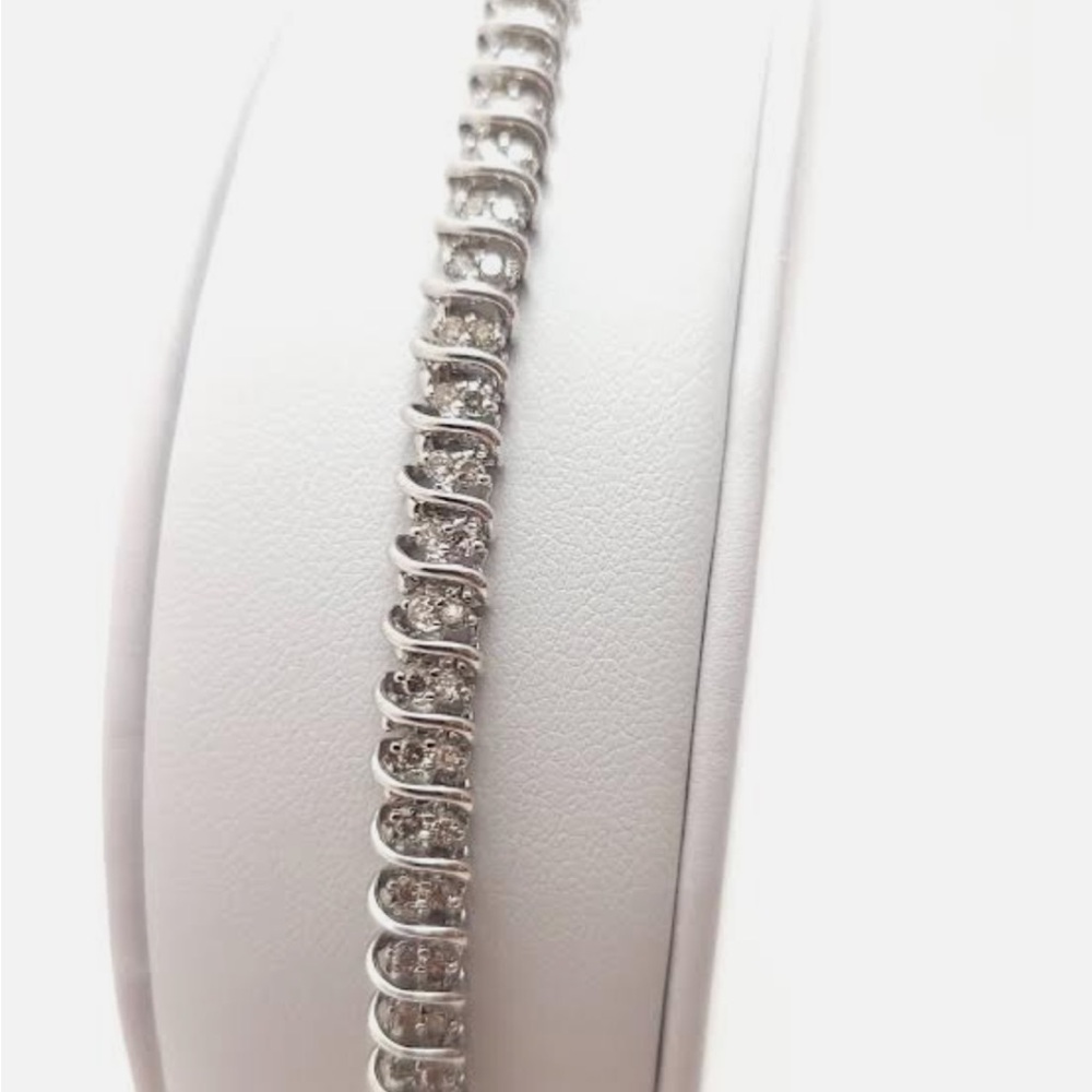 Vintage 14k white gold diamond tennis Bracelet